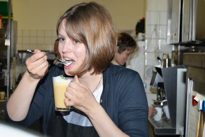 Junggesellinnen-Abschied Dessert probieren