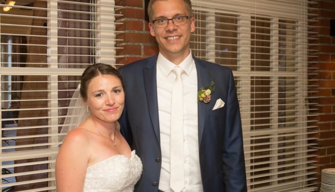 Sina und Daniel haben ihre Hochzeit mit einem vegan-vegetarisches Hochzeitsbüfett im Bümmersteder Krug gefeiert.