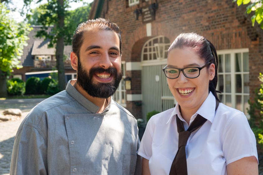 Shady Alshalaty und Celine Diron sind die neuen Auszubildenden im Bümmersteder Krug.