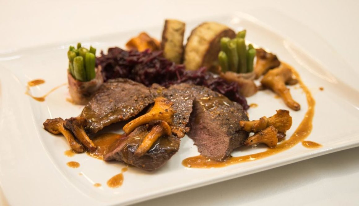 Auch 2019 beteiligt sich der Bümmersteder Krug an den Wildwochen.