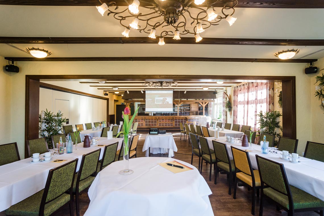 Großer Tagungssaal im Bümmersteder Krug