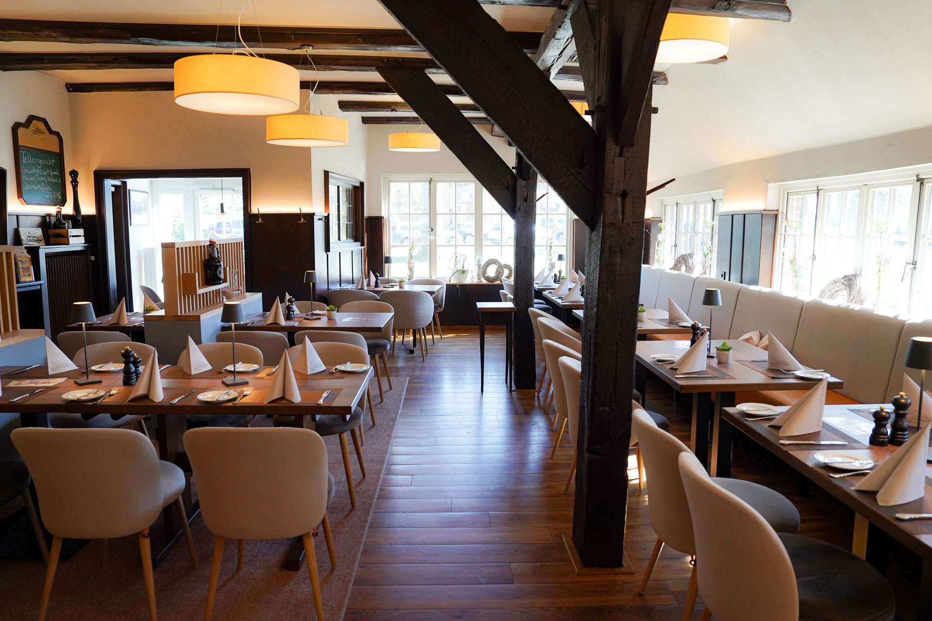 Unser Restaurant in Oldenburg Klassische bis moderne Küche